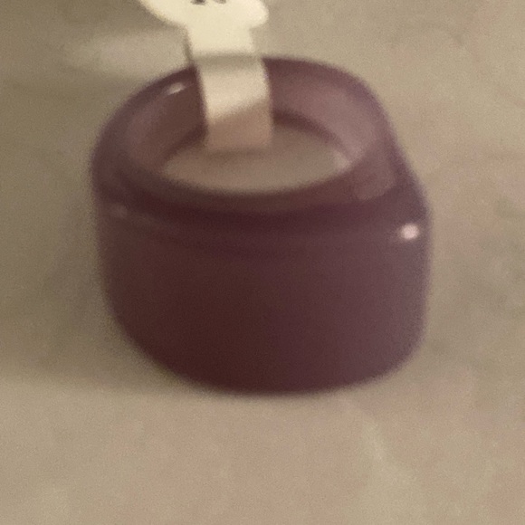 It’s purple and funky! - Picture 5 of 9